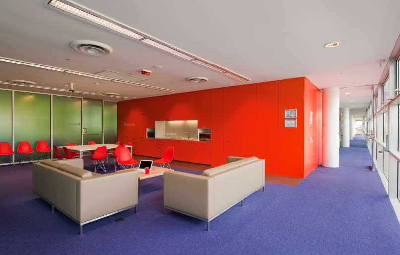 prep by tretford installed wall-to-wall in an educational setting