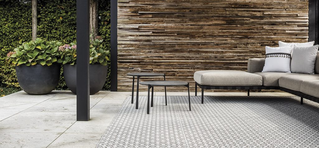 outdoor patio rugs