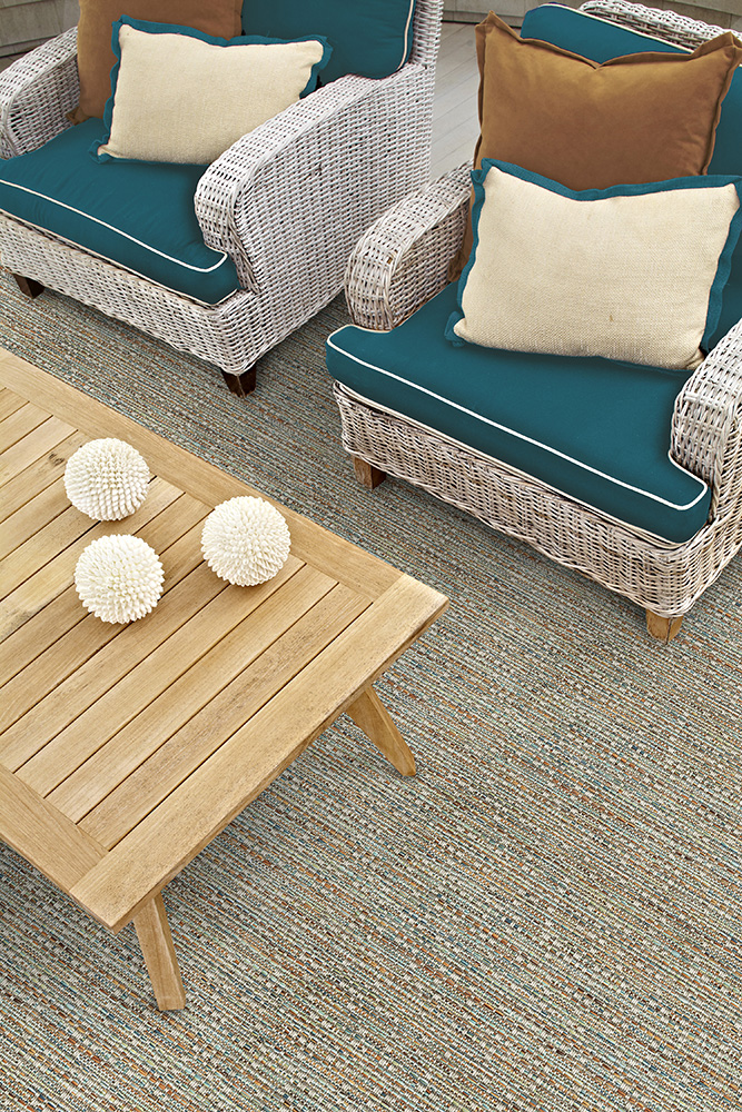 unbacked polypropylene rug in outdoor living space