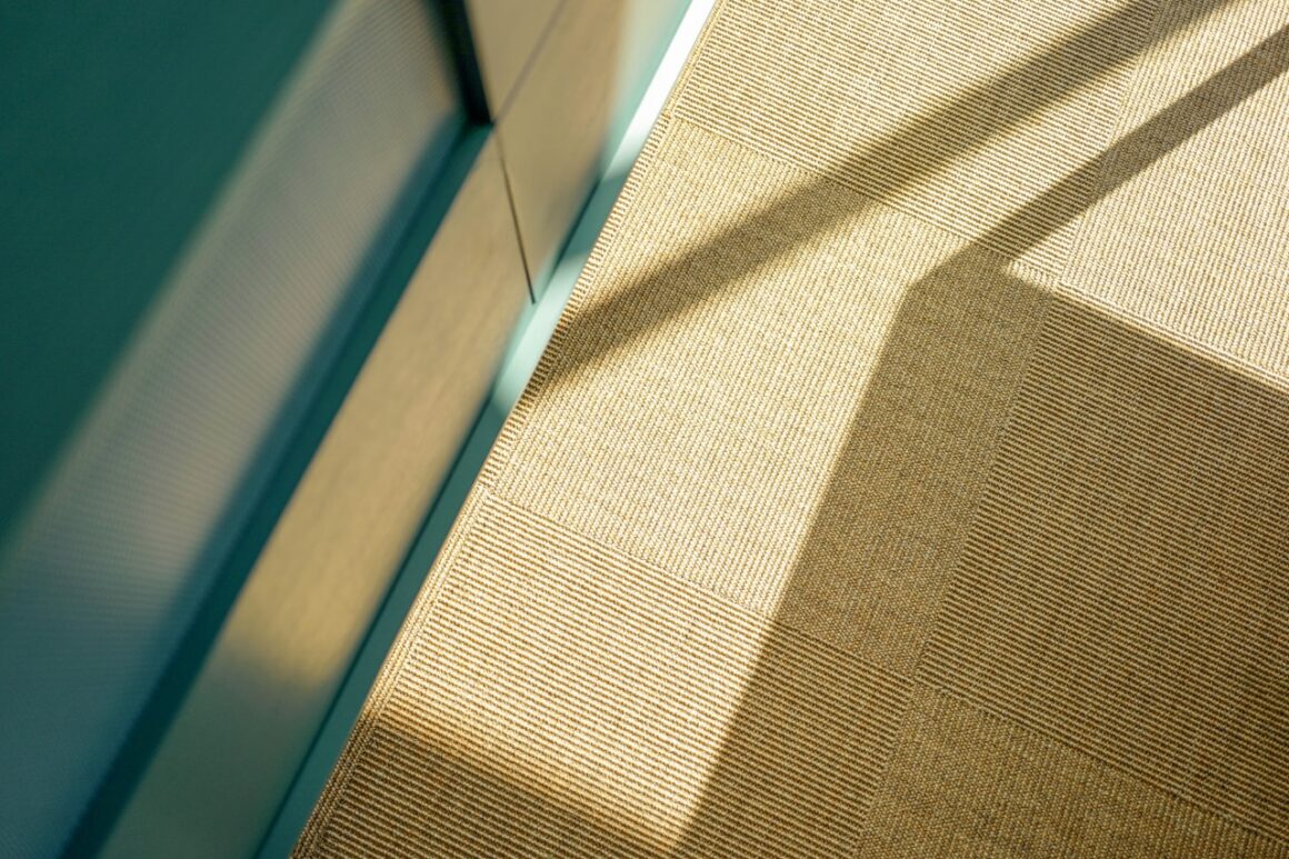 minimalist sisal tiles